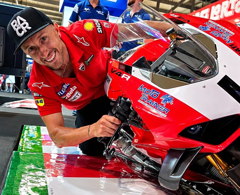 Tony Cairoli carousel